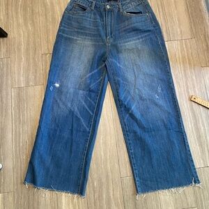 Wax Jeans Women's Juniors Blue Distressed Wide Leg Denim Capri Jeans 13/ 31